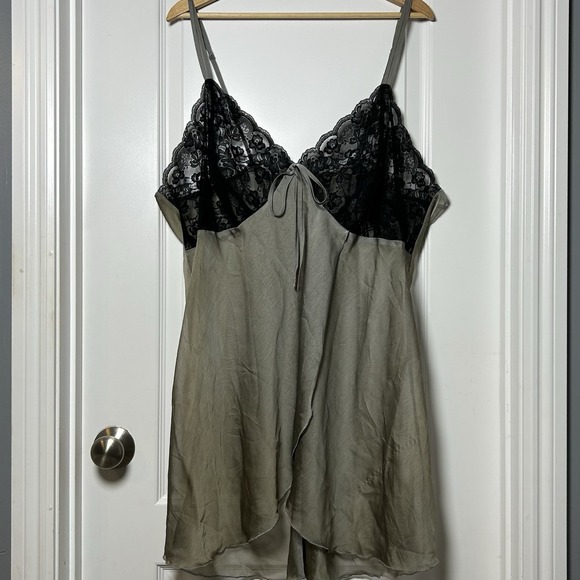 Cacique Other - Cacique Black Floral Lace Bodice Taupe Satin Chemise Slip Coquette Goth Style